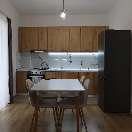 Spacious With Balcony And Tirana