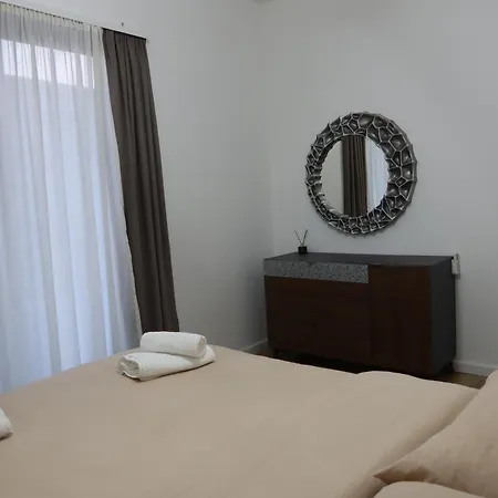 Διαμέρισμα Spacious With Balcony And *